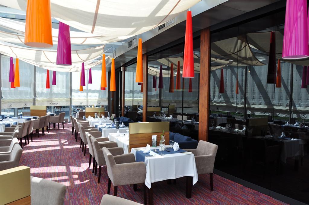 Hotel Aquarius Spa Kolobrzeg Exterior photo The restaurant