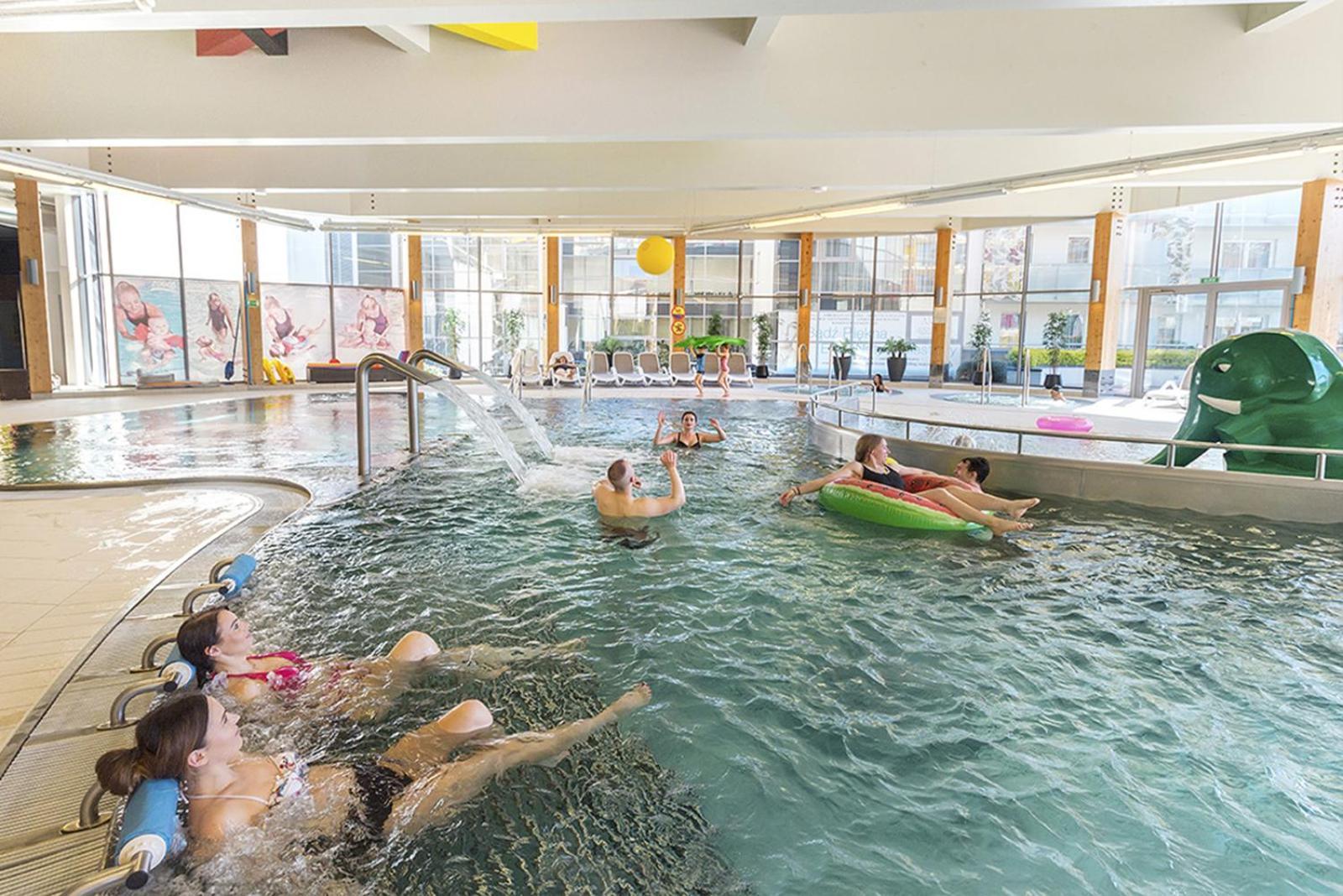 Hotel Aquarius Spa Kolobrzeg Exterior photo The Wave