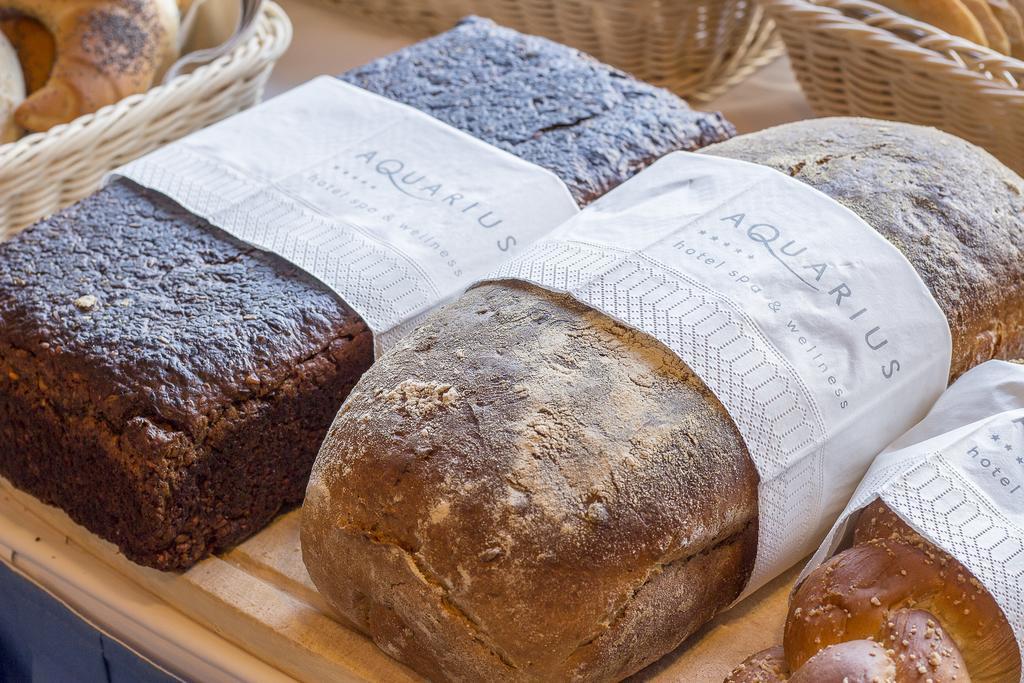 Hotel Aquarius Spa Kolobrzeg Exterior photo A selection of breads from the bakery